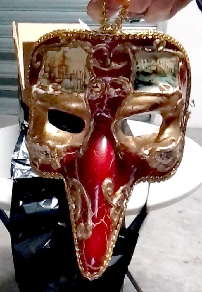 Maschera 16